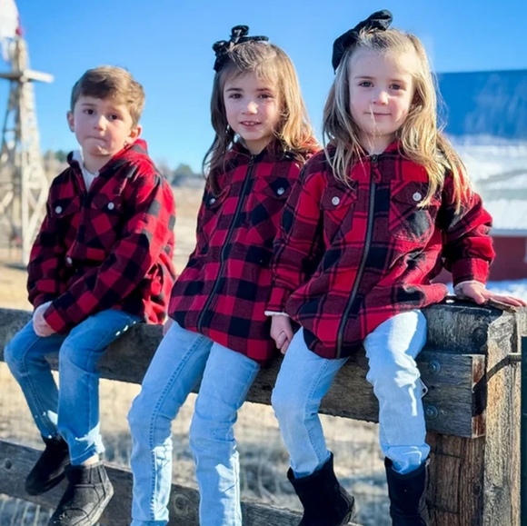 Like New!! UGG Unisex Kids Boots in Black and Red Plaid Sz 13 Both Boy And Girl - Picture 7 of 14